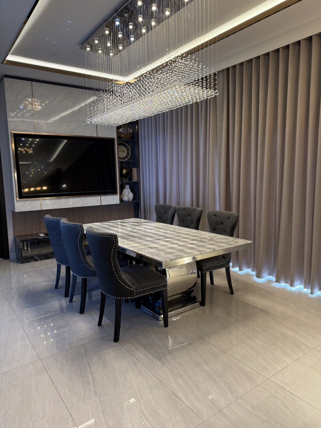 Open Kitchen & Dining